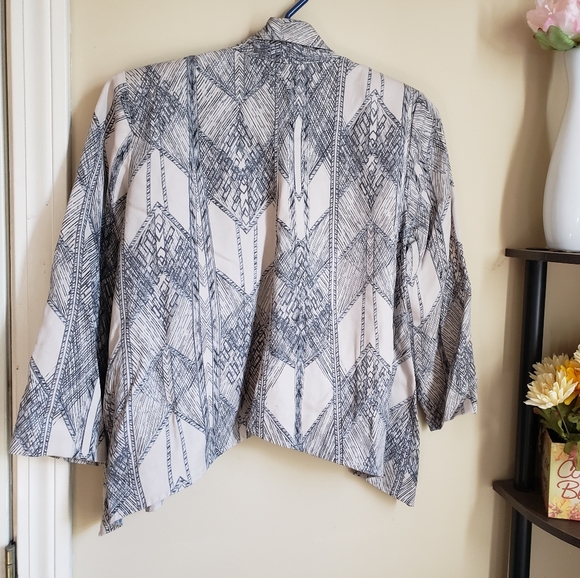 Cream and Silver Guess Cardigan - Picture 2 of 5